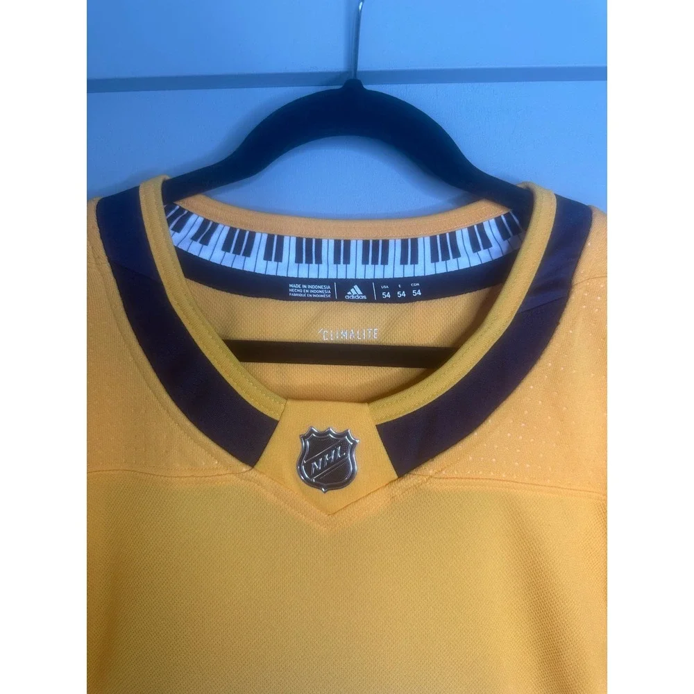 Nashville Predators Adidas NHL Jersey Size 54‎ Yellow Tennessee Hockey